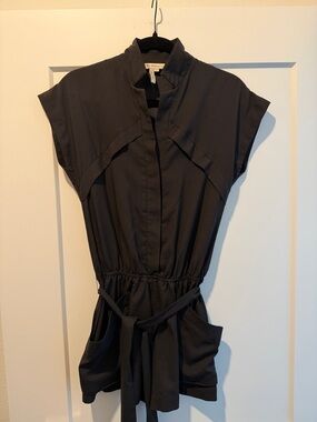 BCBGeneration Black Short-Sleeve Tie-Waist Romper